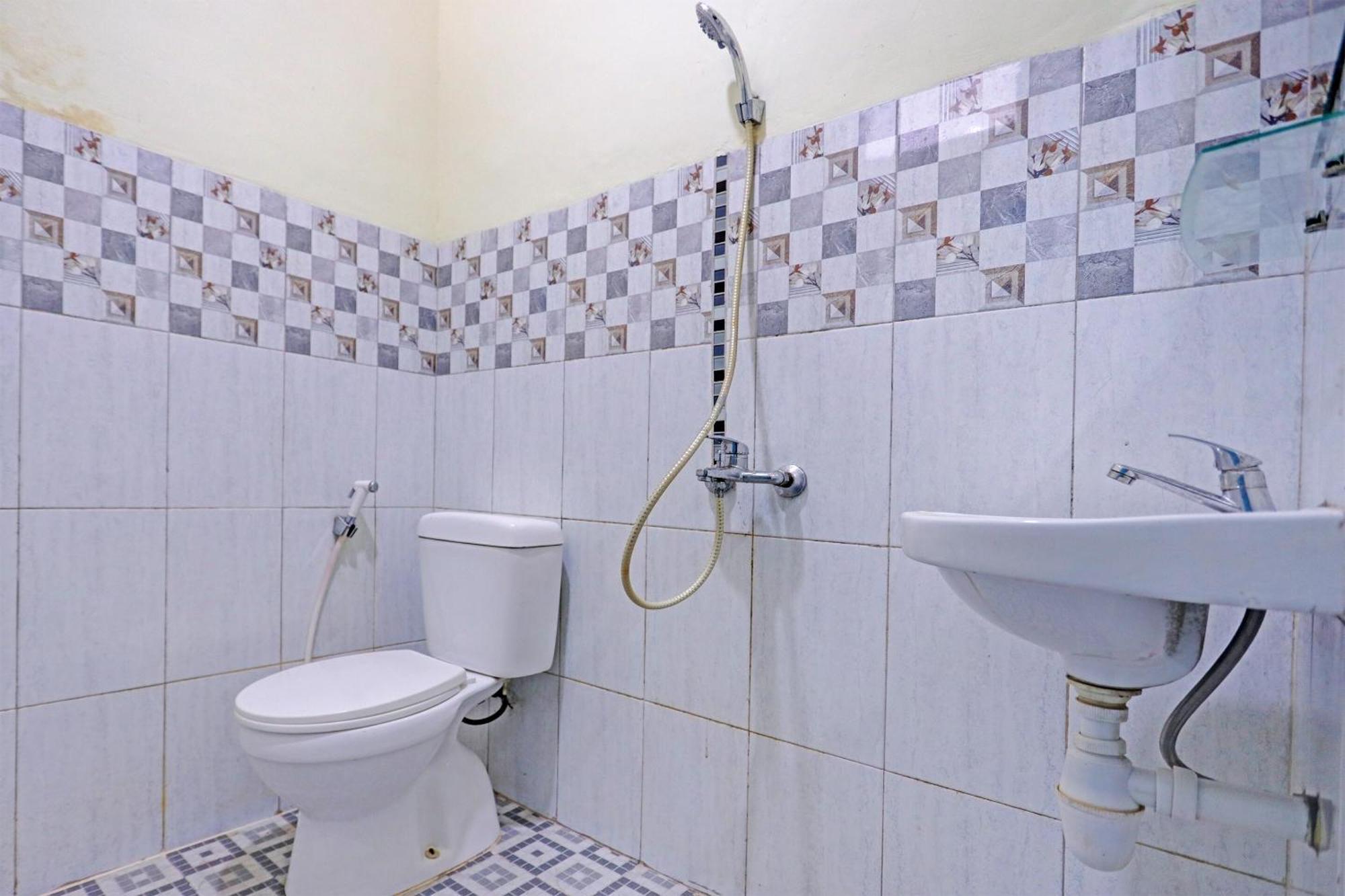 Oyo 92322 Hasan House Syariahnearpelabuhan Feri Harbor Bay Nagoya Extérieur photo